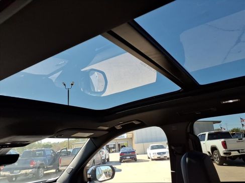 New 2026 Buick Enclave Sport Touring w/ Power Package image 13