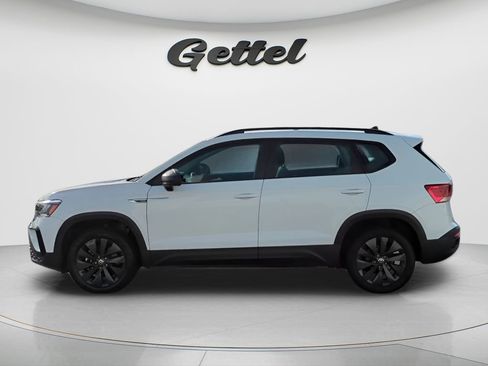 Used 2023 Volkswagen Taos S FWD image 8