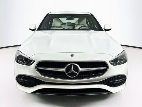 Used 2025 Mercedes-Benz C 300 4MATIC Sedan image 2