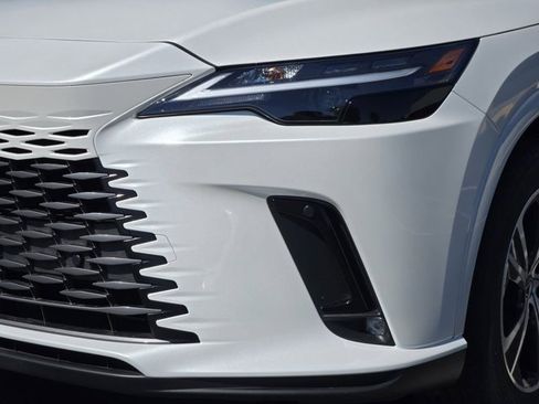 Certified 2025 Lexus RX 350 Premium w/ Accessory Package (Z1) FWD image 10