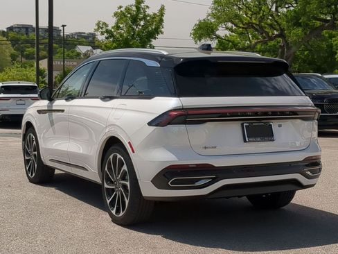 New 2026 Lincoln Nautilus Black Label AWD/4WD image 5