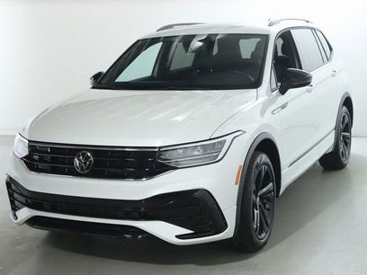 Used 2024 Volkswagen Tiguan SE R-Line