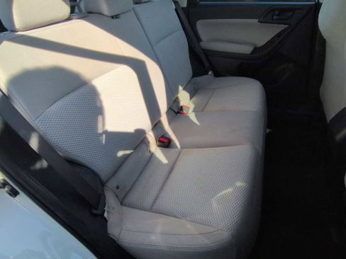 Used 2017 Subaru Forester 2.5i w/ Alloy Wheel Package image 20