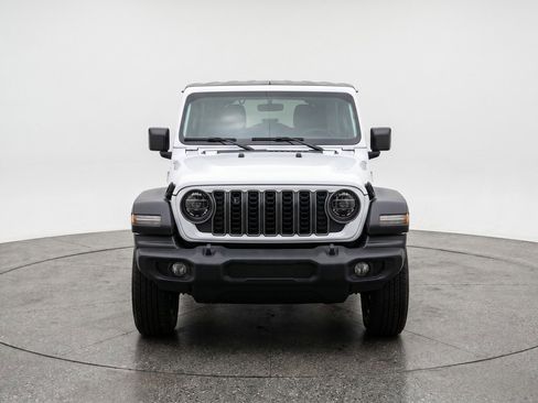 Used 2025 Jeep Wrangler Sport S image 2