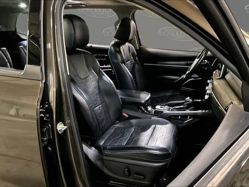 Used 2022 Kia Telluride SX w/ SX Prestige Package AWD/4WD image 15