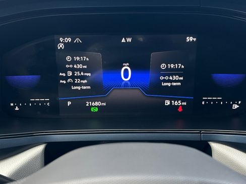 Certified 2022 Volkswagen Taos SE image 25