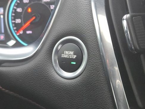 Certified 2023 Chevrolet Traverse RS image 18