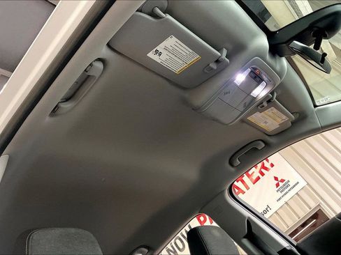 Used 2022 Chevrolet Equinox LT FWD image 13