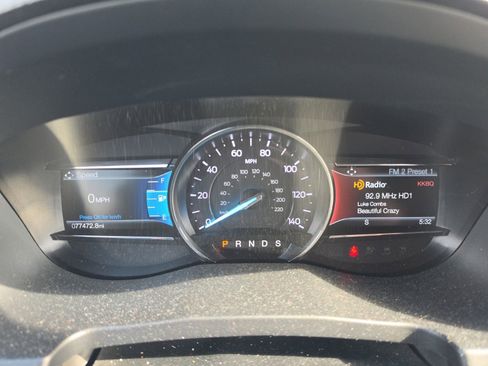 Used 2018 Ford Explorer Limited w/ Ford Safe & Smart Package FWD image 6