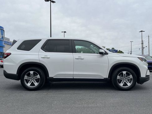 Certified 2025 Honda Pilot EX-L image 4