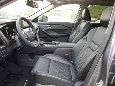 New 2026 Nissan Rogue Platinum w/ Tech Package image 14