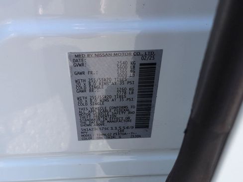 Certified 2025 Nissan Murano SL AWD/4WD image 38