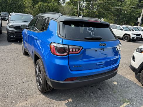 New 2025 Jeep Compass Limited w/ Sun & Sound Group image 4