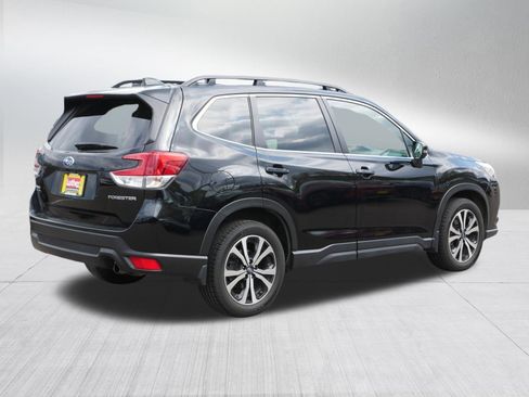 Used 2024 Subaru Forester Limited AWD/4WD image 7