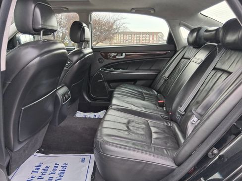 Used 2012 Hyundai Equus Signature RWD image 8
