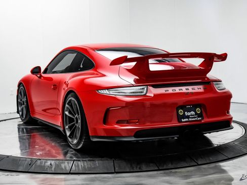 Used 2015 Porsche 911 GT3 image 10