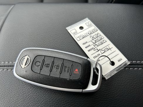 Used 2025 Nissan Murano SL AWD/4WD image 37