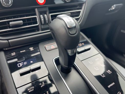 Used 2023 Porsche Macan S image 15