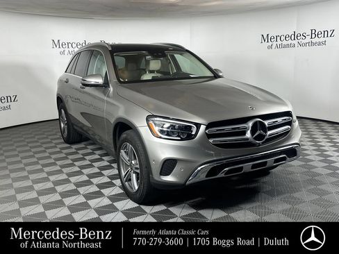 Used 2022 Mercedes-Benz GLC 300 image 1