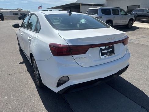 Used 2024 Kia Forte LXS FWD image 3