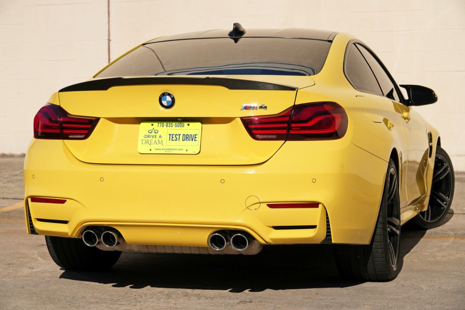 Used 2020 BMW M4 Coupe RWD image 5