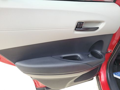 Certified 2023 Toyota Corolla Cross LE FWD image 12