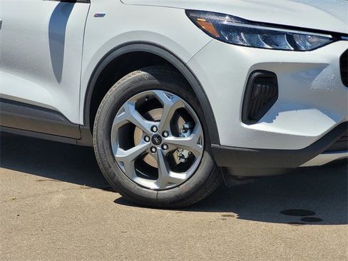 New 2025 Ford Escape ST-Line w/ Tech Pack #1 image 2