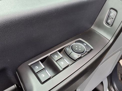 Certified 2024 Ford F550 4x4 Crew Cab Super Duty image 12