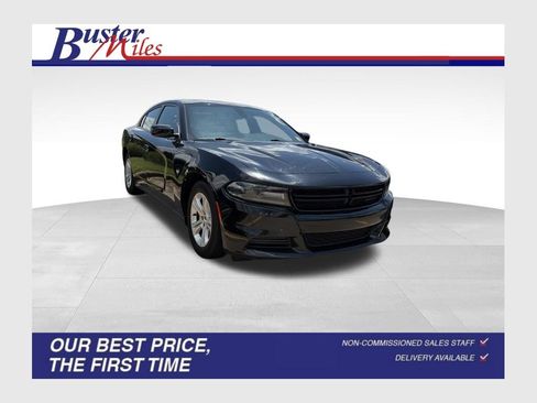 Used 2020 Dodge Charger SXT RWD image 1