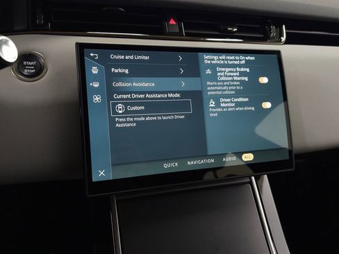 Used 2026 Land Rover Range Rover Evoque S image 29