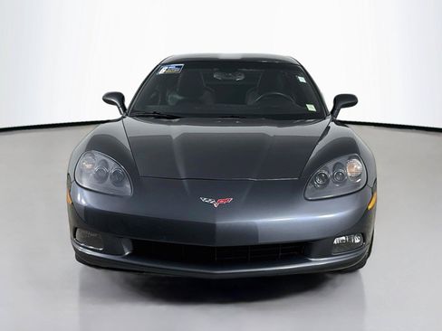 Used 2012 Chevrolet Corvette Coupe RWD image 4