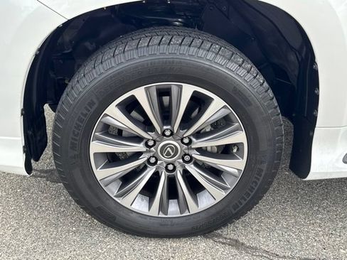 Used 2022 Lexus GX 460 Luxury w/ Off Road Package AWD/4WD image 14