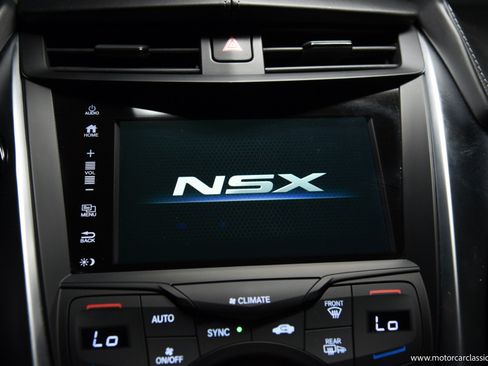 Used 2018 Acura NSX AWD/4WD image 37