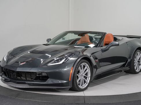 Used 2019 Chevrolet Corvette Grand Sport RWD image 8