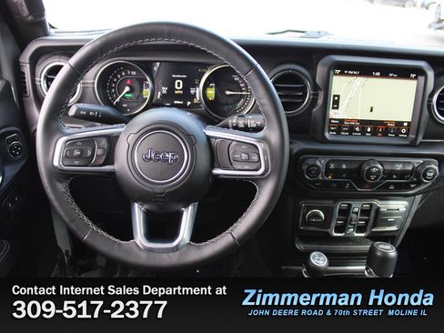 Used 2023 Jeep Wrangler Sahara w/ Cold Weather Group image 11