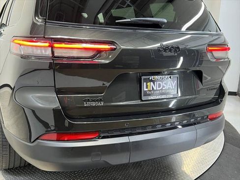 Certified 2023 Jeep Grand Cherokee L Limited w/ Luxury Tech Group II image 8