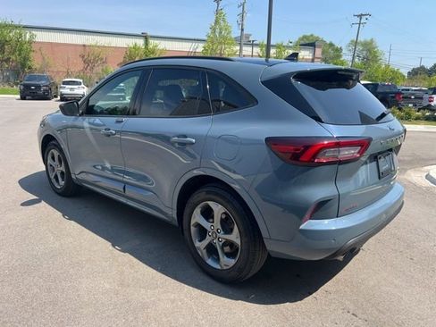 Used 2023 Ford Escape ST-Line w/ Tech Pack #1 AWD/4WD image 7