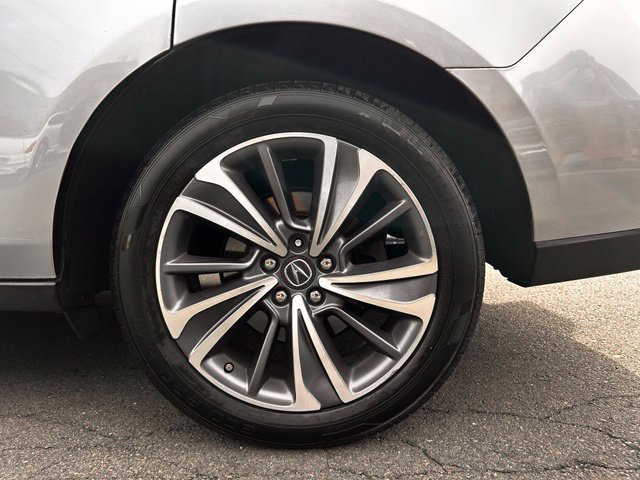 Used 2019 Acura MDX w/ Technology Package AWD/4WD image 32