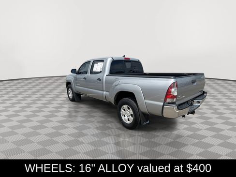 Used 2015 Toyota Tacoma 4x4 Double Cab w/ SR5 Package image 9