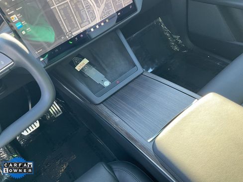 Used 2023 Tesla Model X image 44