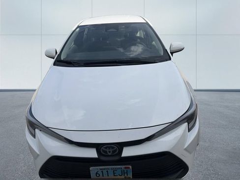 Used 2023 Toyota Corolla LE AWD/4WD image 2