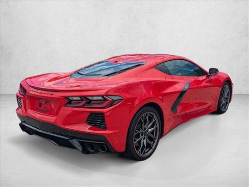 Used 2024 Chevrolet Corvette Stingray Preferred Cpe w/ Battery Protection Package RWD image 5