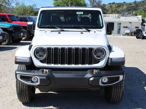 New 2026 Jeep Gladiator Mojave AWD/4WD image 2