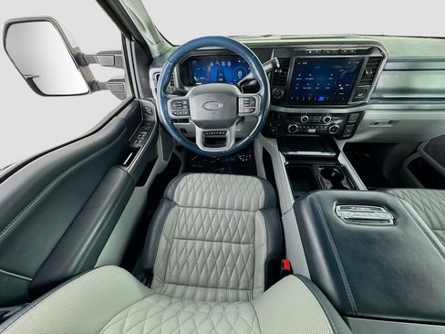Used 2024 Ford F450 Limited w/ FX4 Off-Road Package AWD/4WD image 17