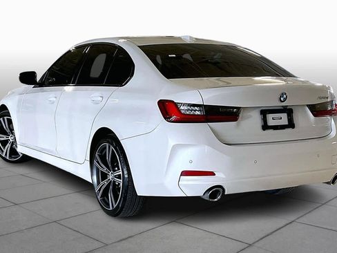Used 2023 BMW 330i Sedan w/ Premium Package image 12