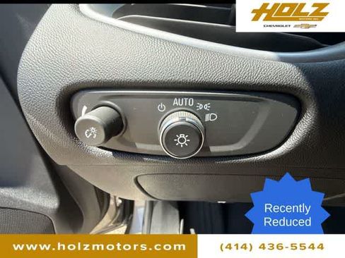 Certified 2022 Chevrolet Malibu LT w/ Leather Package FWD image 17