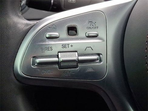 Used 2019 Mercedes-Benz S 560 Sedan image 17