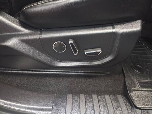 Used 2019 Ford F250 Lariat w/ Lariat Ultimate Package image 75