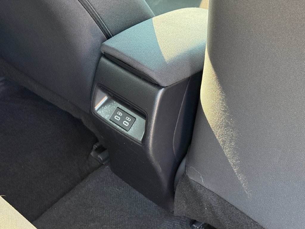 Used 2026 Toyota Corolla LE w/ LE Premium Package FWD image 21