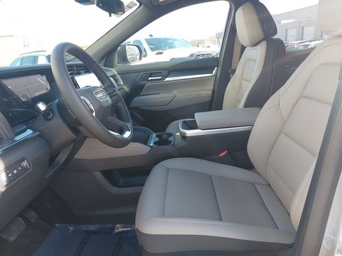 New 2026 GMC Terrain Elevation image 16